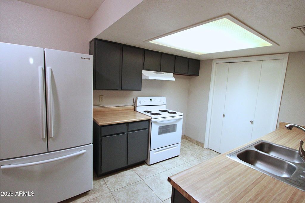 1495 E 29TH Avenue 3, Apache Junction, AZ 85119