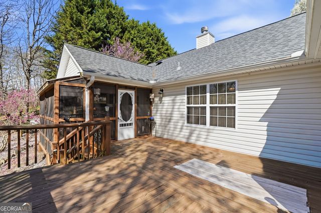 64 Pin Oak Lane, Ellijay, GA 30540