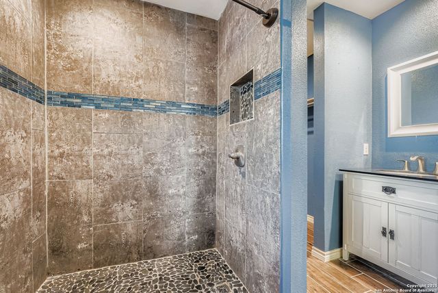 3215 Morning Crk, San Antonio, TX 78247