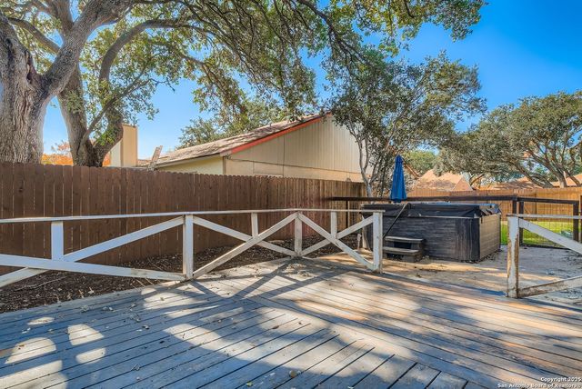 3215 Morning Crk, San Antonio, TX 78247