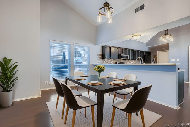 3215 Morning Crk, San Antonio, TX 78247