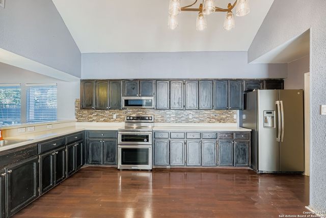 3215 Morning Crk, San Antonio, TX 78247