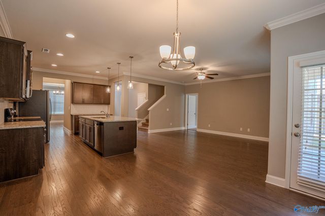 264 Willow Bank Circle, Decatur, AL 35603