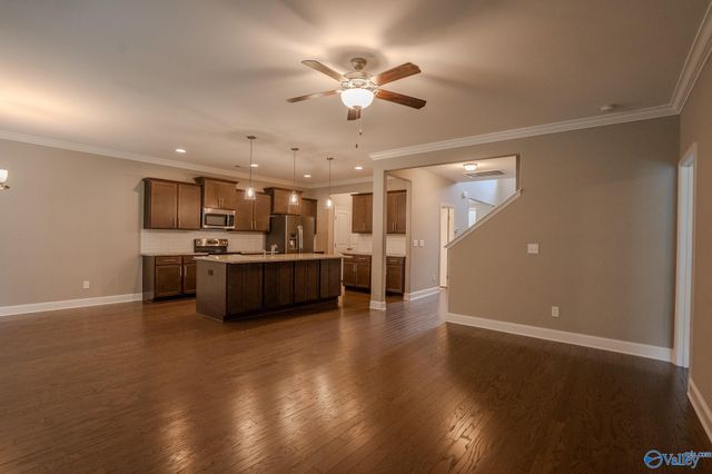 264 Willow Bank Circle, Decatur, AL 35603