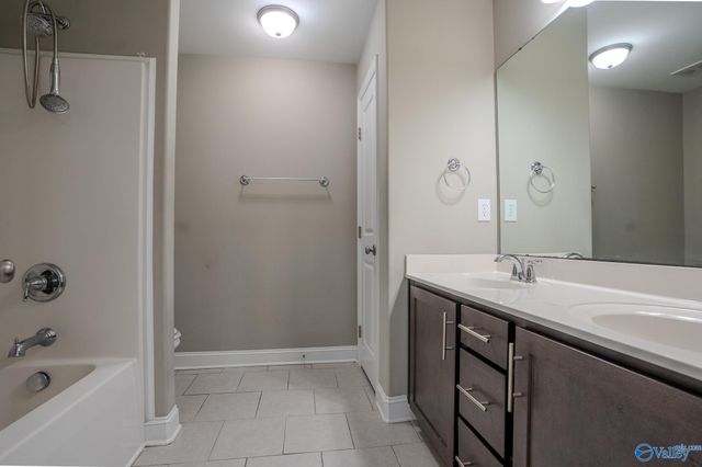 264 Willow Bank Circle, Decatur, AL 35603
