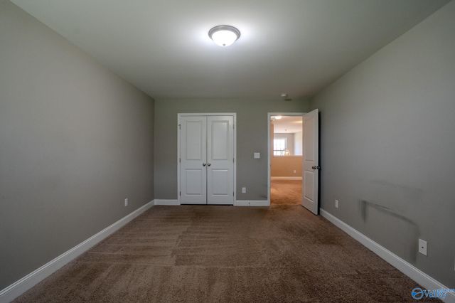 264 Willow Bank Circle, Decatur, AL 35603