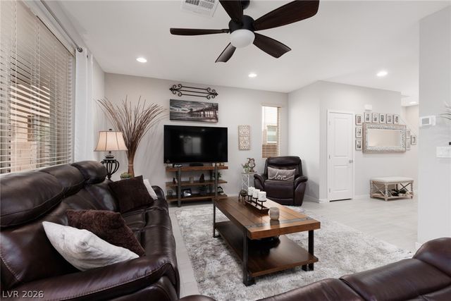 9719 Zircon Cliff Avenue, Las Vegas, NV 89148