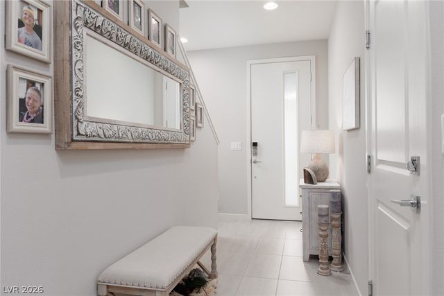 9719 Zircon Cliff Avenue, Las Vegas, NV 89148