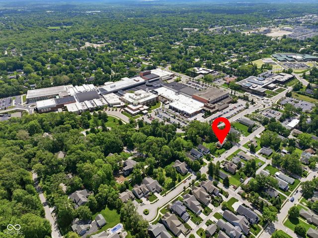 320 2nd Street NE, Carmel, IN 46032