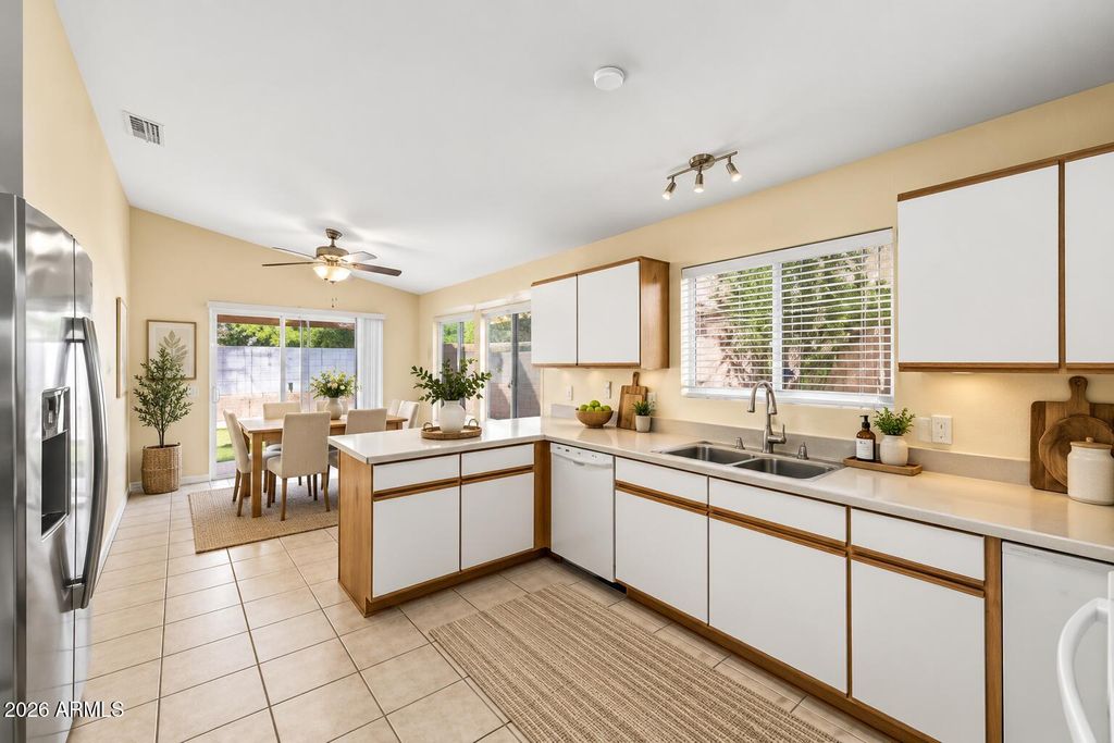 7414 W EUGIE Avenue, Peoria, AZ 85381 — photo 4