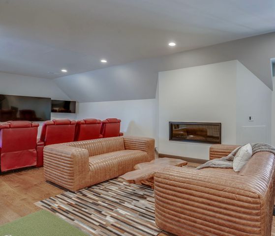 55 Whitworth Blvd, Nashville, TN 37205