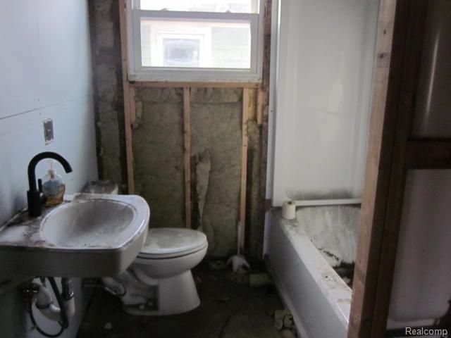 3202 Waverly Street, Detroit, MI 48238