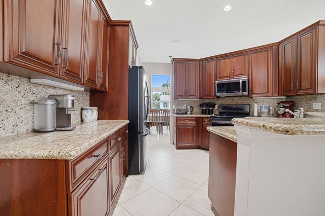 10599 SAINT THOMAS Drive, Boca Raton, FL 33498