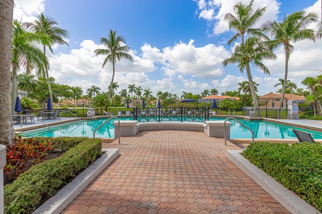10599 SAINT THOMAS Drive, Boca Raton, FL 33498