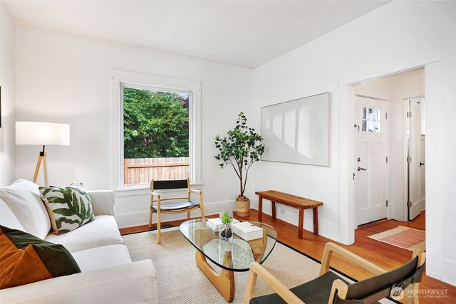 1117 N 84th Street, Seattle, WA 98103