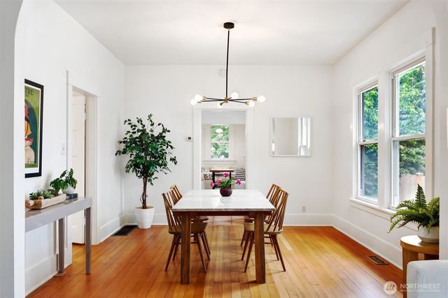 1117 N 84th Street, Seattle, WA 98103