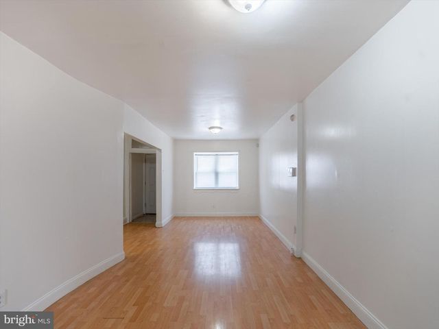 2442 S SHERIDAN ST, Philadelphia, PA 19148