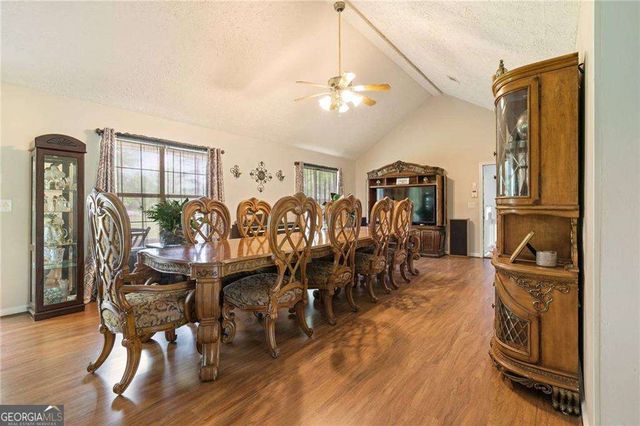 694 Highway 18, Molena, GA 30258