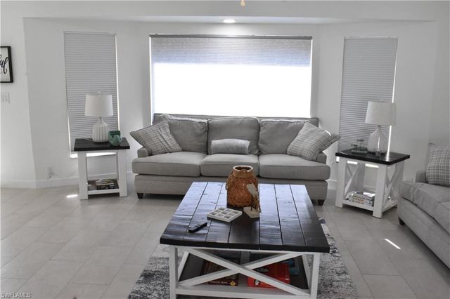 4135 Coronado PKWY, Cape Coral, FL 33904