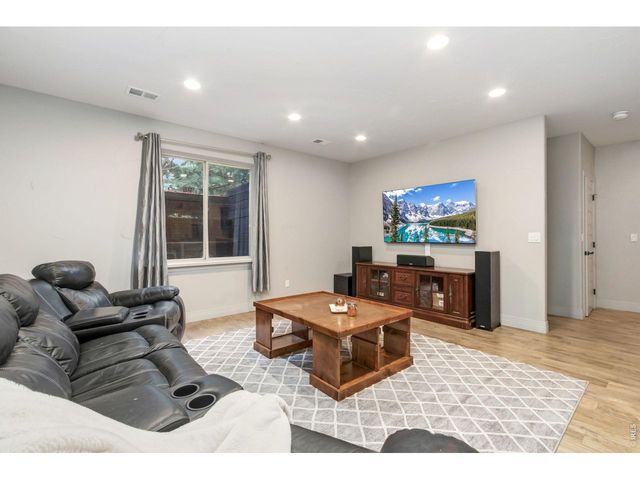 5702 Shepherd St, Timnath, CO 80547