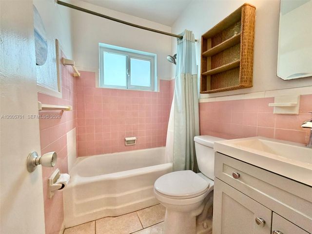 1698 NE 177th St, North Miami Beach, FL 33162