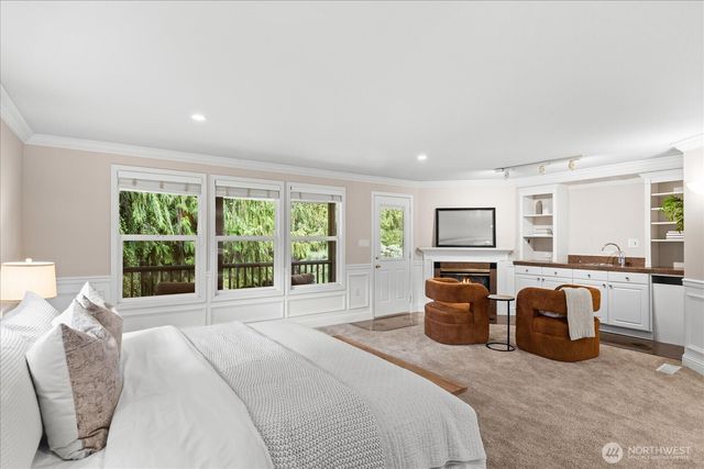 1512 9th Avenue N, Edmonds, WA 98020