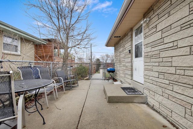 3309 E Lunham AVENUE, Cudahy, WI 53110