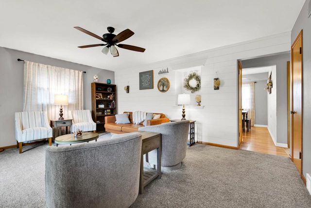 3309 E Lunham AVENUE, Cudahy, WI 53110