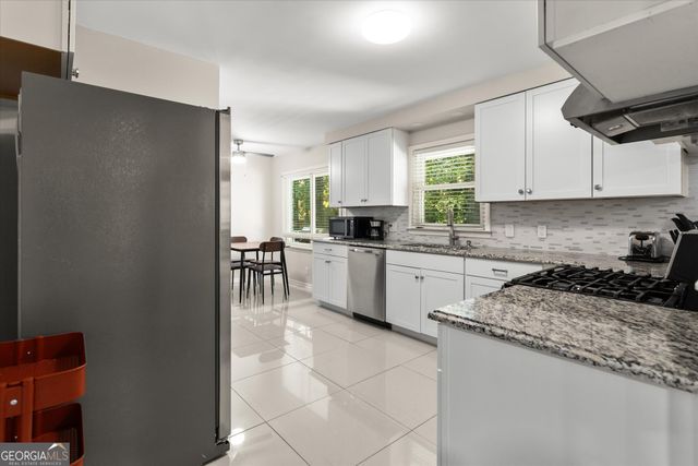 1888 PEELER Road, Atlanta, GA 30338