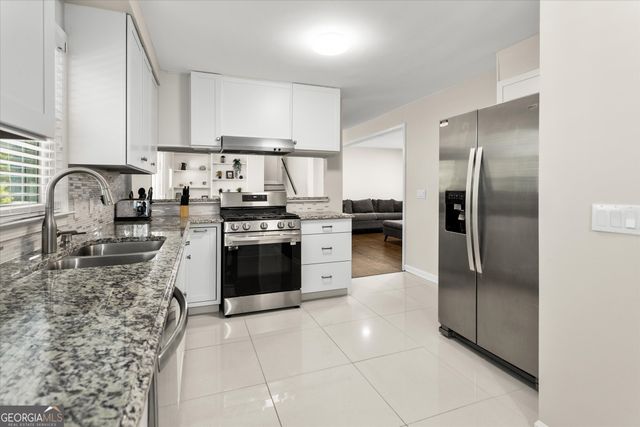 1888 PEELER Road, Atlanta, GA 30338