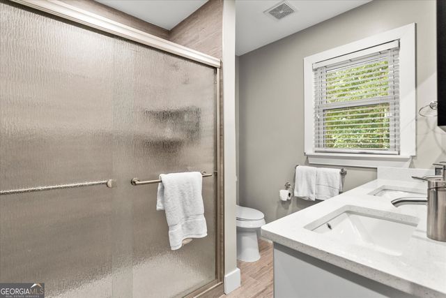 1888 PEELER Road, Atlanta, GA 30338