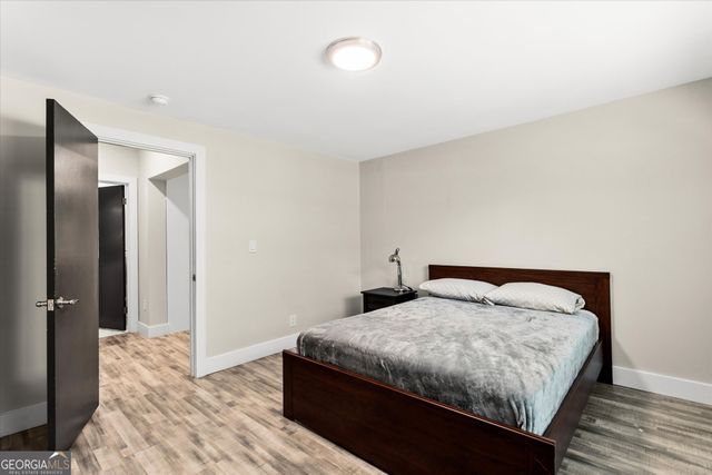 1888 PEELER Road, Atlanta, GA 30338