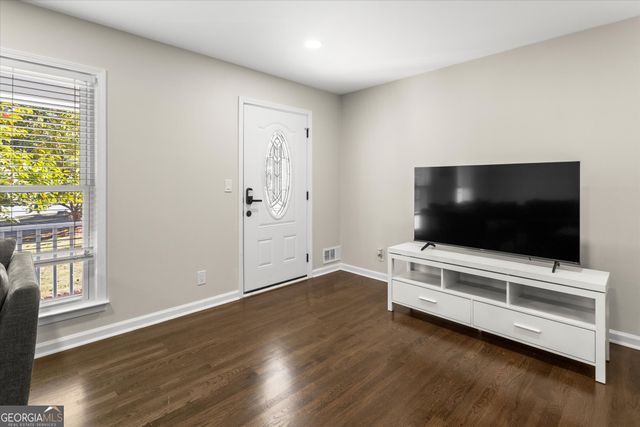 1888 PEELER Road, Atlanta, GA 30338