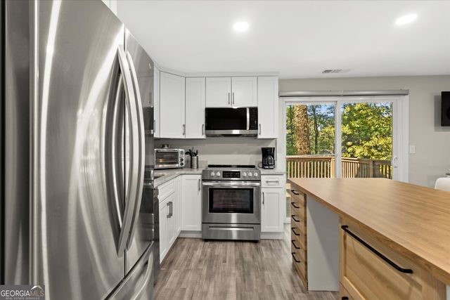 1888 PEELER Road, Atlanta, GA 30338