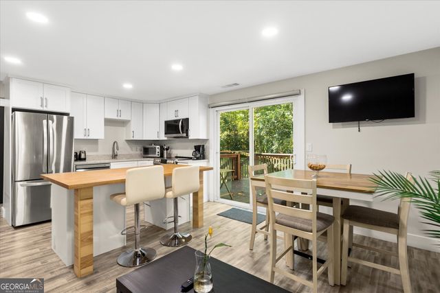 1888 PEELER Road, Atlanta, GA 30338