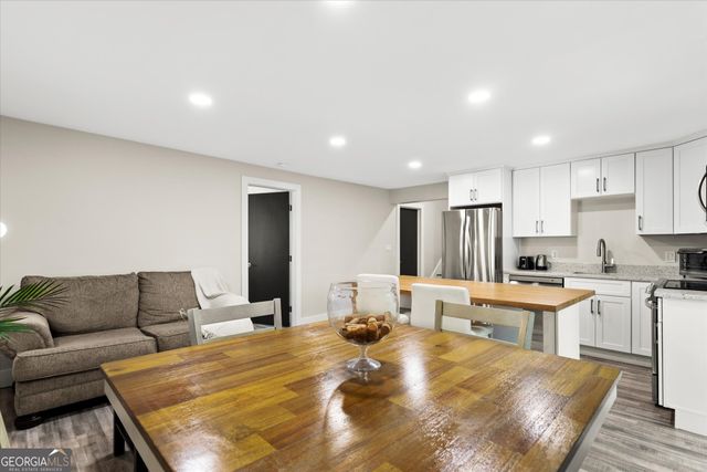 1888 PEELER Road, Atlanta, GA 30338