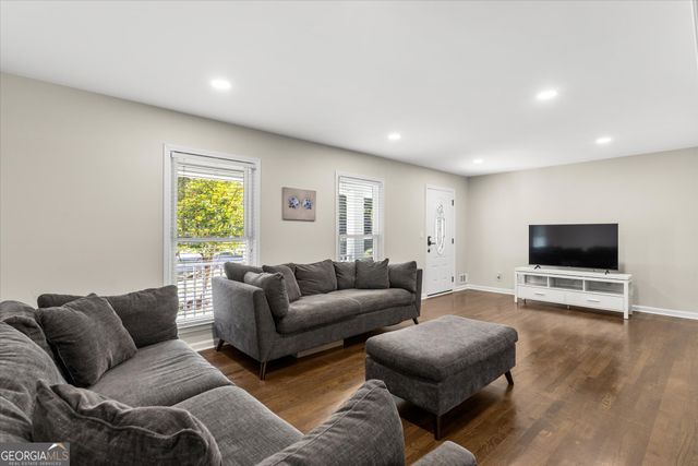 1888 PEELER Road, Atlanta, GA 30338