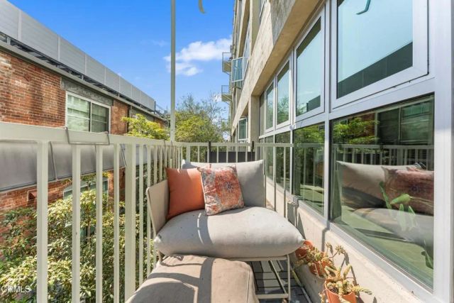 530 S Hewitt Street 244, Los Angeles, CA 90013