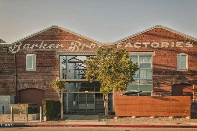 530 S Hewitt Street 244, Los Angeles, CA 90013