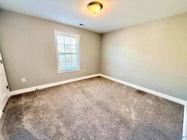 5031 SE Valley Cove Drive, Owens Cross Roads, AL 35763