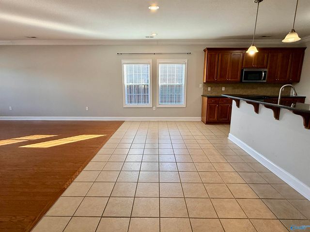 5031 SE Valley Cove Drive, Owens Cross Roads, AL 35763