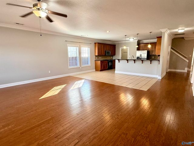 5031 SE Valley Cove Drive, Owens Cross Roads, AL 35763