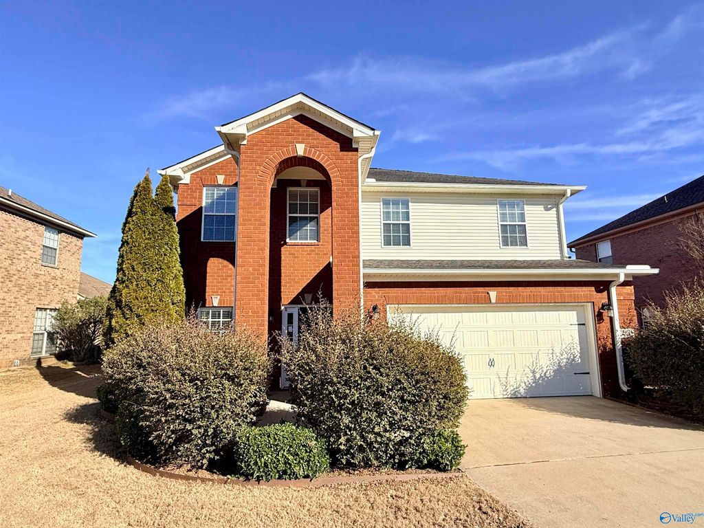 5031 SE Valley Cove Drive, Owens Cross Roads, AL 35763