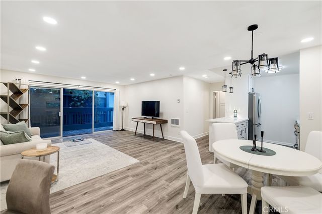 802 Camino Real 105, Redondo Beach, CA 90277