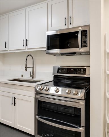 802 Camino Real 105, Redondo Beach, CA 90277