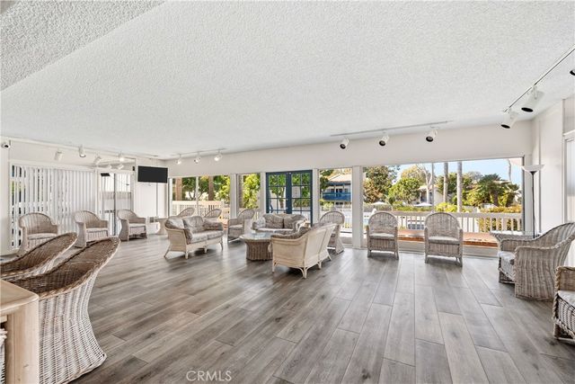 802 Camino Real 105, Redondo Beach, CA 90277