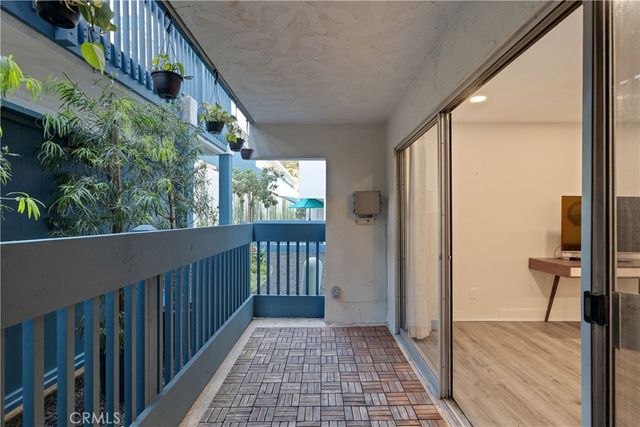 802 Camino Real 105, Redondo Beach, CA 90277