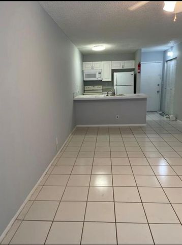 2701 Riverside Drive 107B, Coral Springs, FL 33065