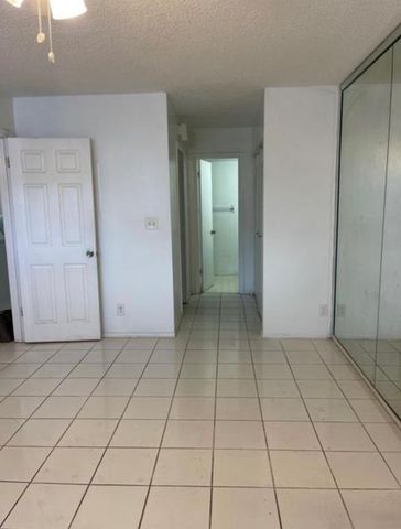 2701 Riverside Drive 107B, Coral Springs, FL 33065
