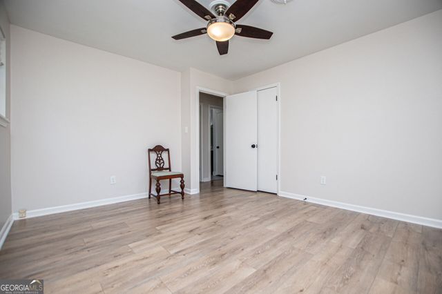 95 E Barbara Lane, Carrollton, GA 30117